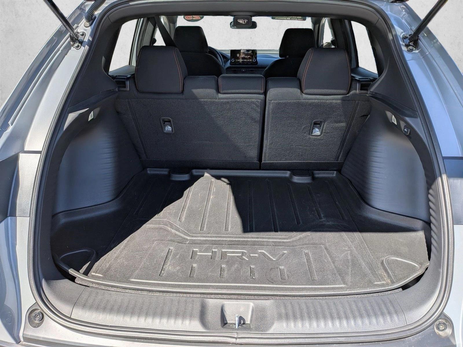 2025 Honda HR-V Sport photo 6