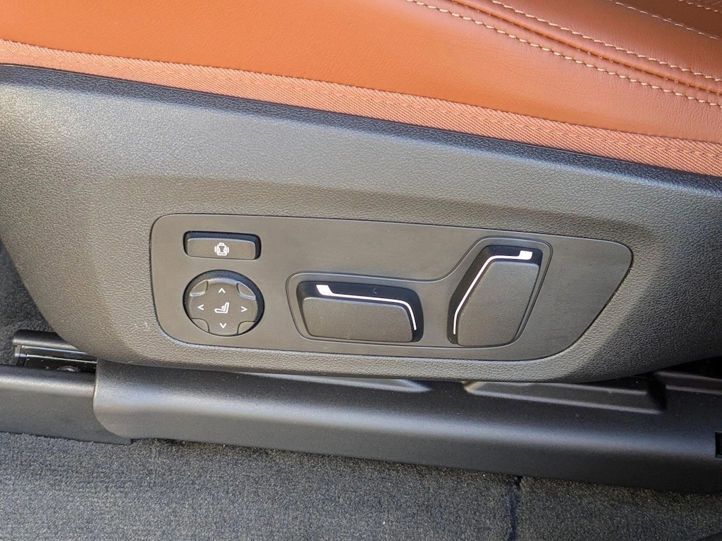 New 2025 BMW X4 M  SUV