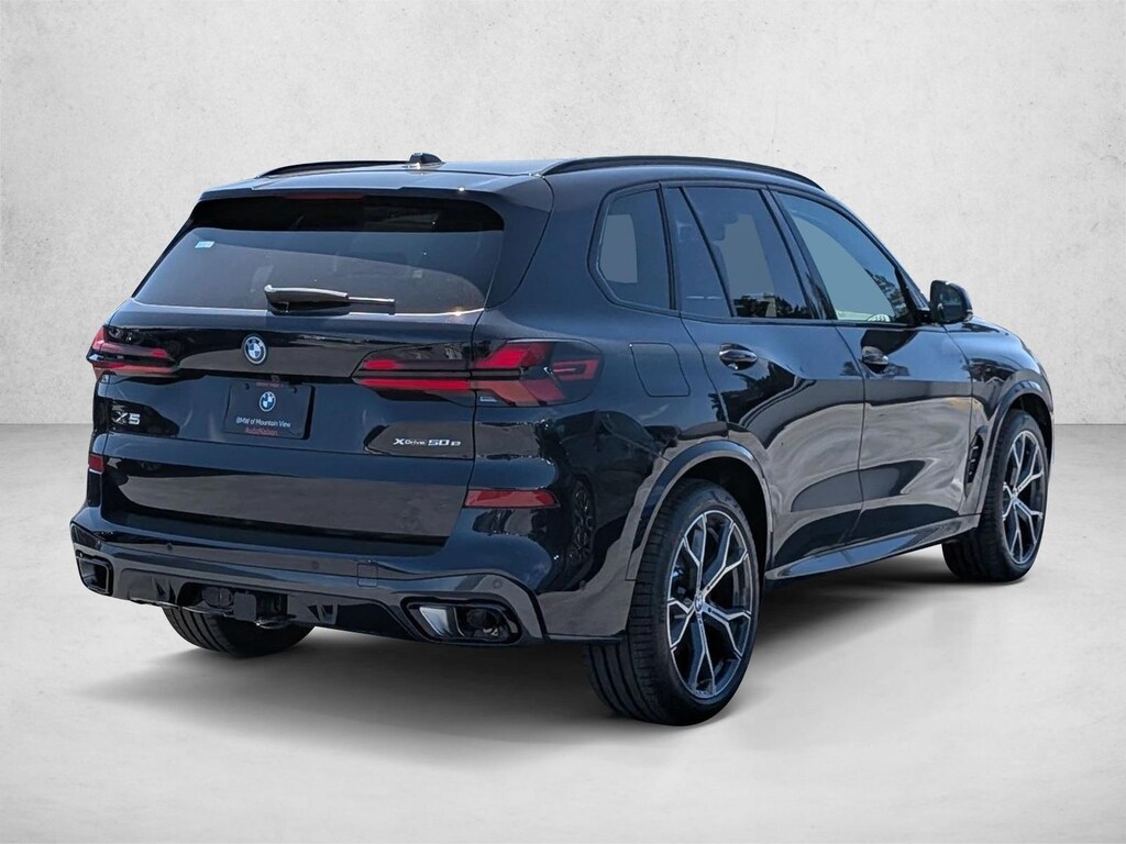 New 2026 BMW X5 PHEV xDrive50e SUV