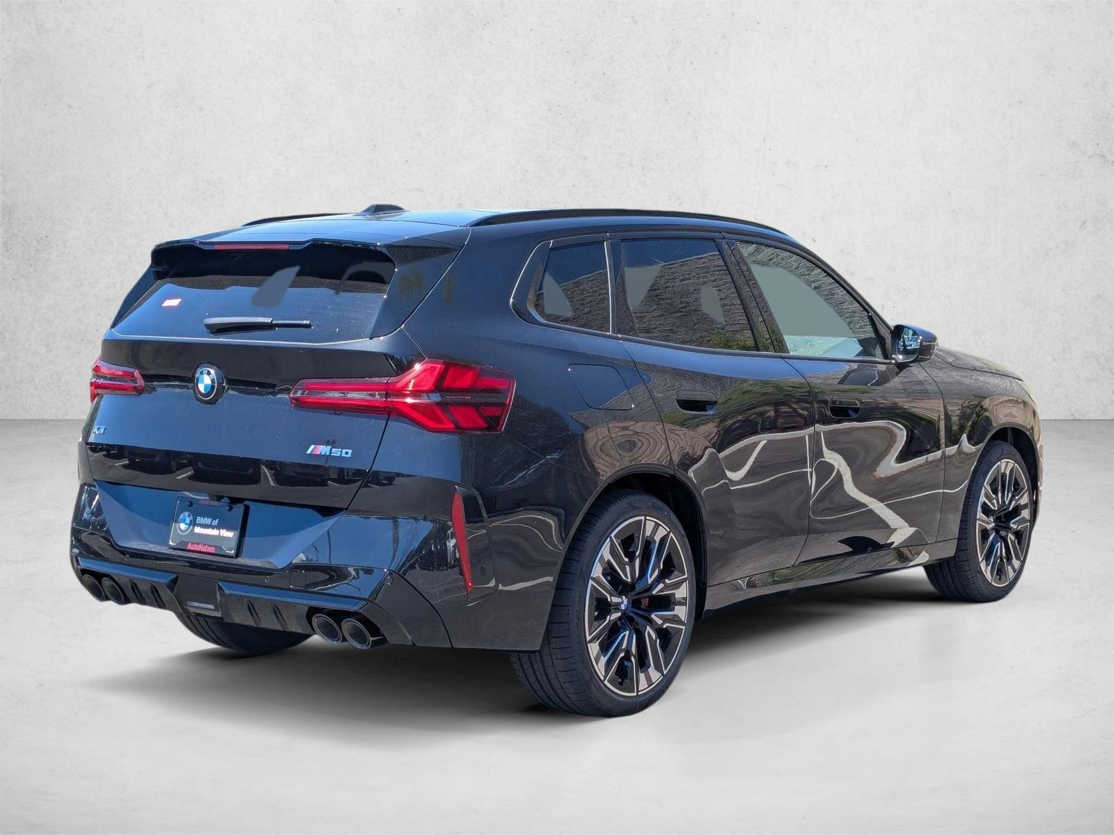 2025 BMW X3 M50 xDrive photo 2