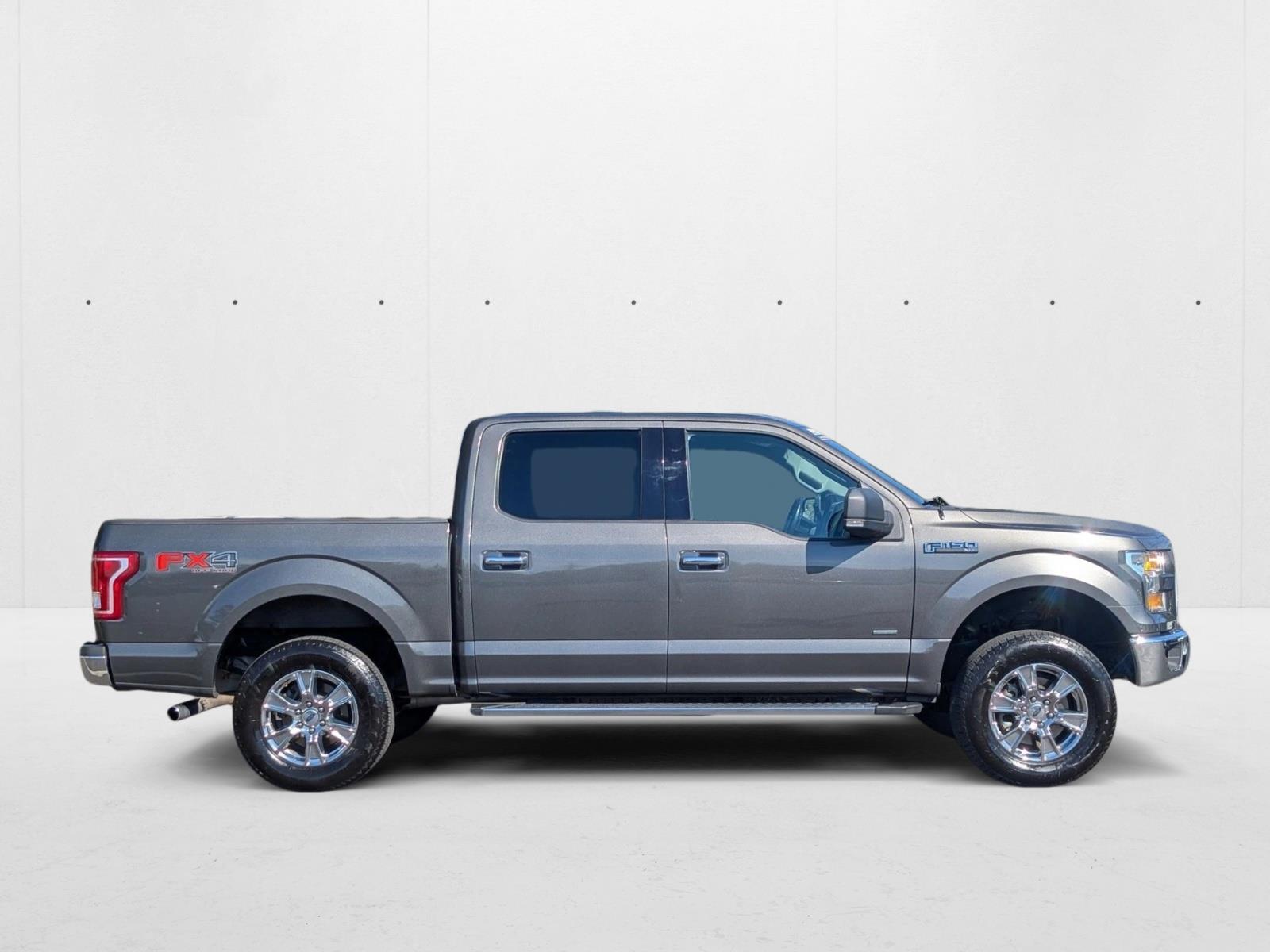 2017 Ford F-150 XLT photo 4