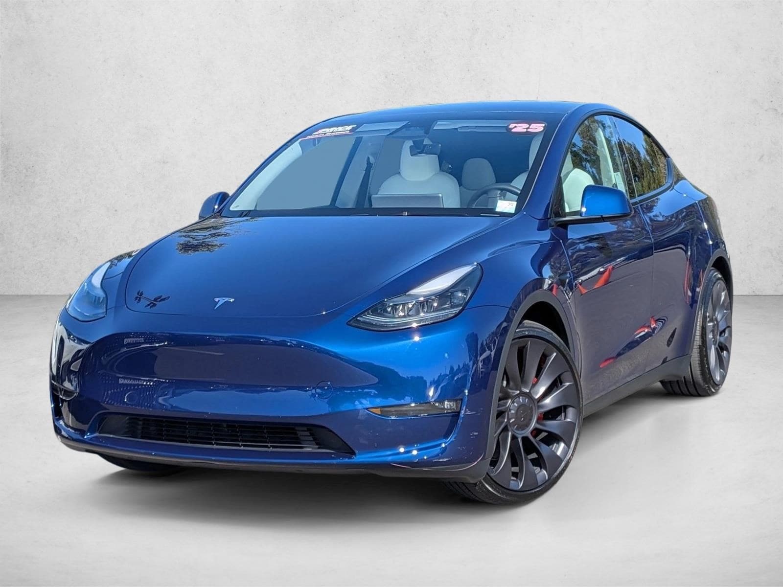 2025 Tesla Model Y Performance Dual Motor All-Wheel Drive's photo