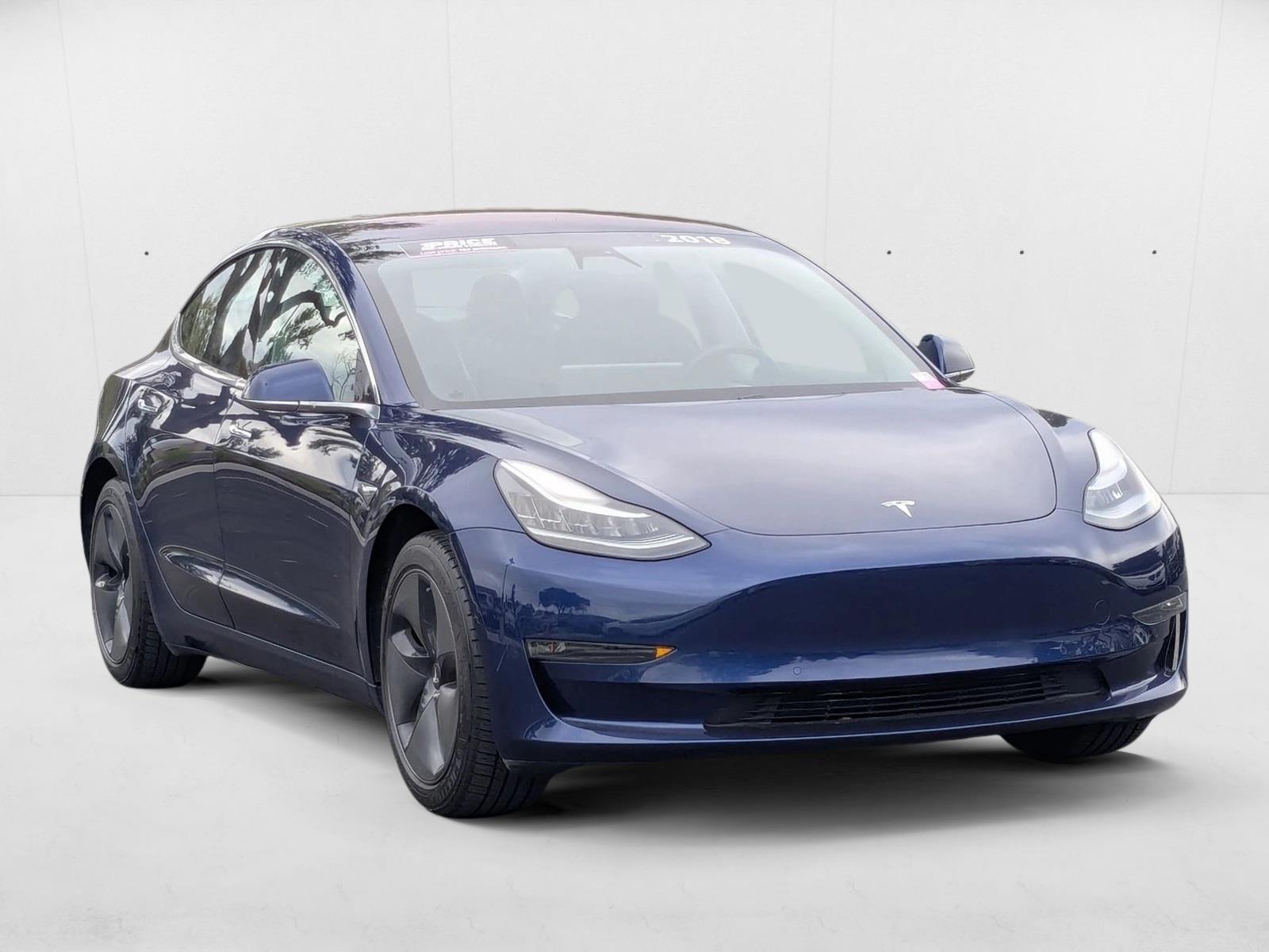 2018 Tesla Model 3 Long Range photo 3
