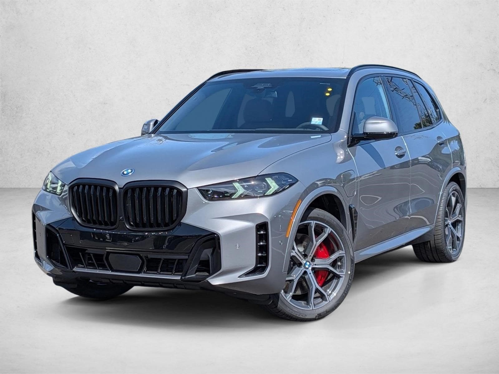 2026 BMW X5 xDrive50e's photo