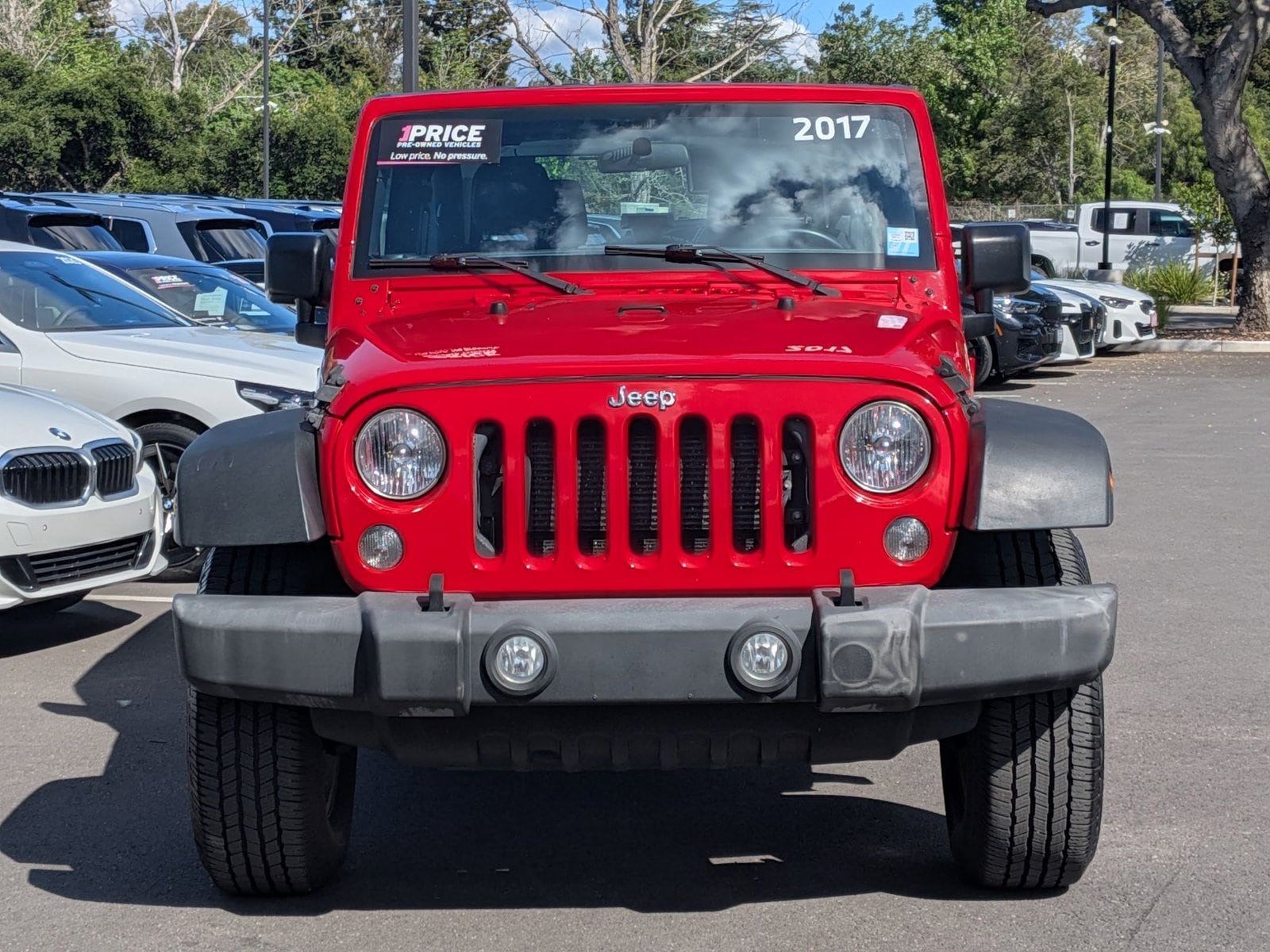 2017 Jeep Wrangler JK Sport 4x4 photo 2