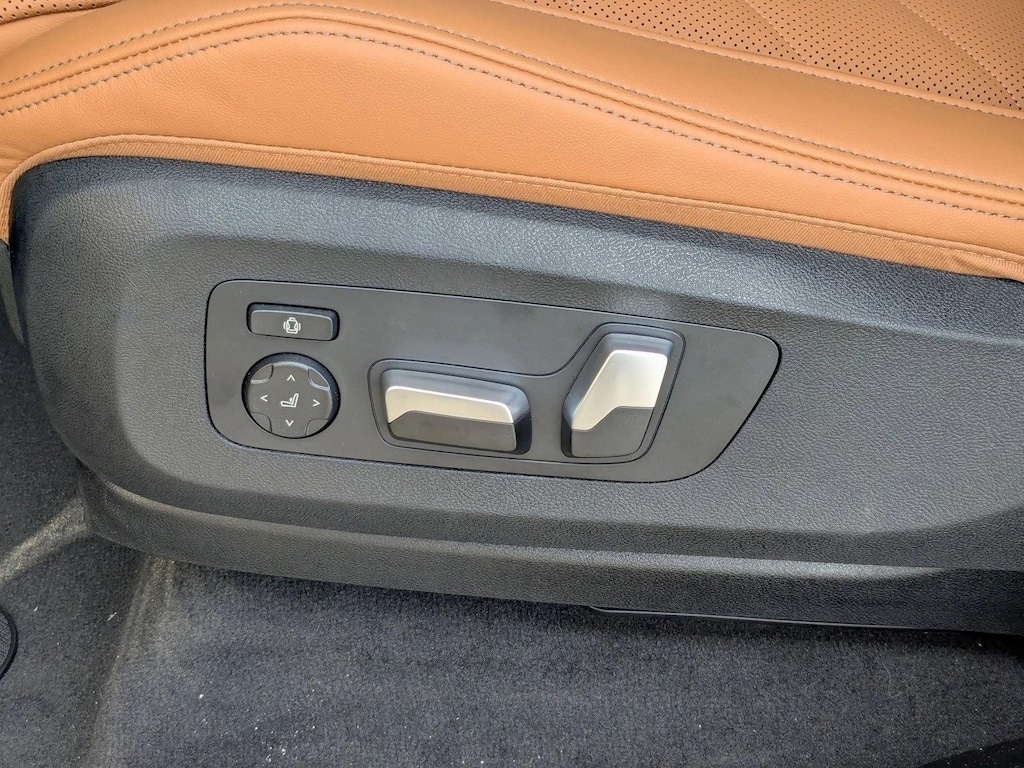 New 2026 BMW X5 PHEV xDrive50e SUV