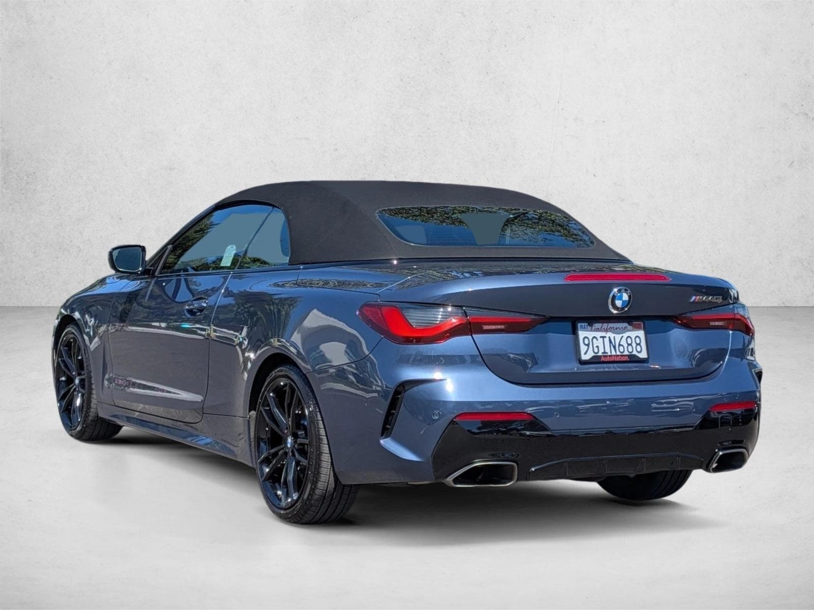 2023 BMW M440i photo 3