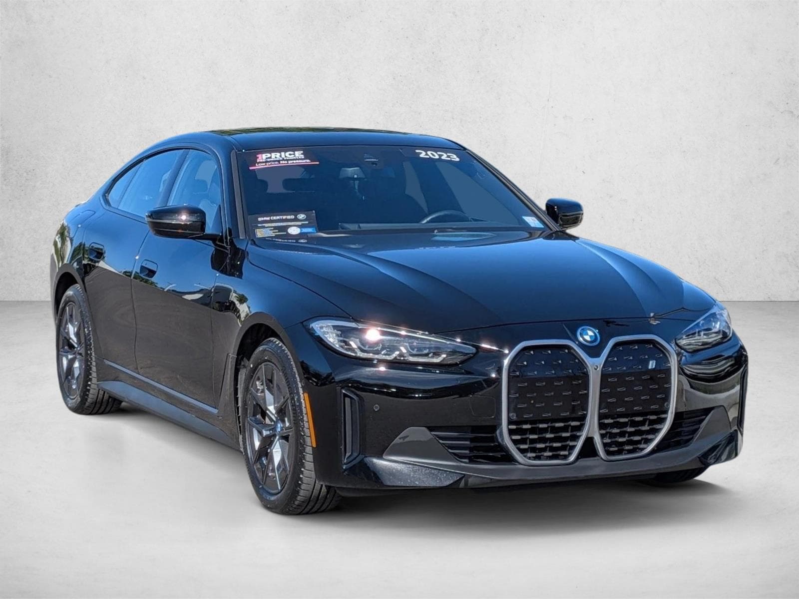 2023 BMW i4 eDrive35 photo 2