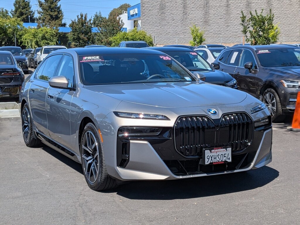 Used 2026 BMW i7 xDrive60 Sedan
