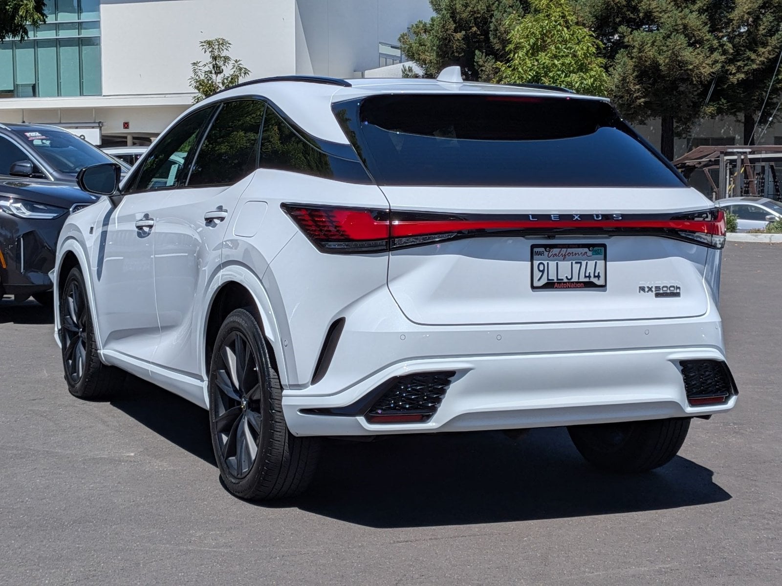 2024 Lexus RX Hybrid 500h - Photo 8