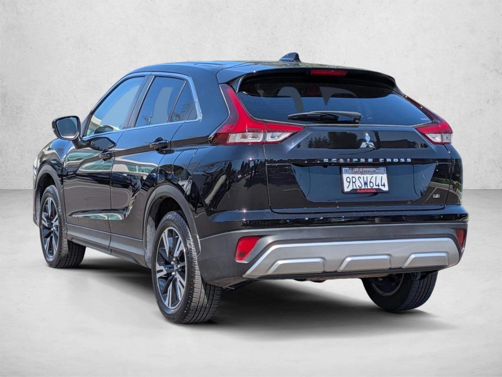 2025 Mitsubishi Eclipse Cross photo 3