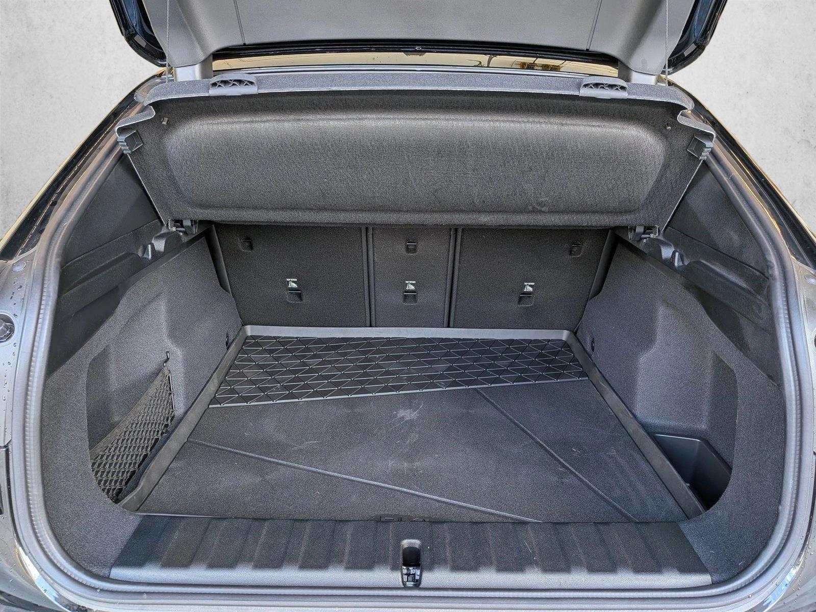 2025 BMW X2 xDrive28i photo 5