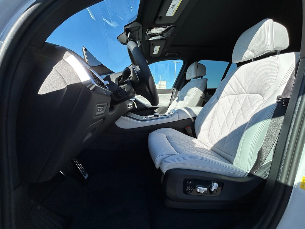 New 2026 BMW X5 PHEV xDrive50e SUV