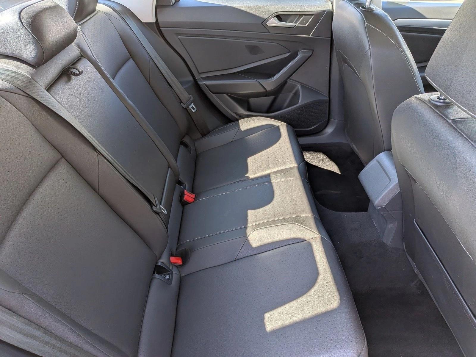 2019 Volkswagen Jetta SE - Photo 18