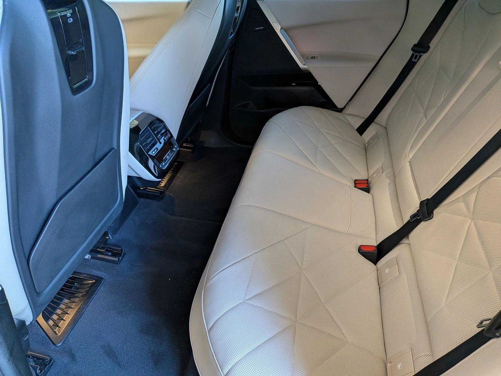 2024 BMW iX Base - Photo 21