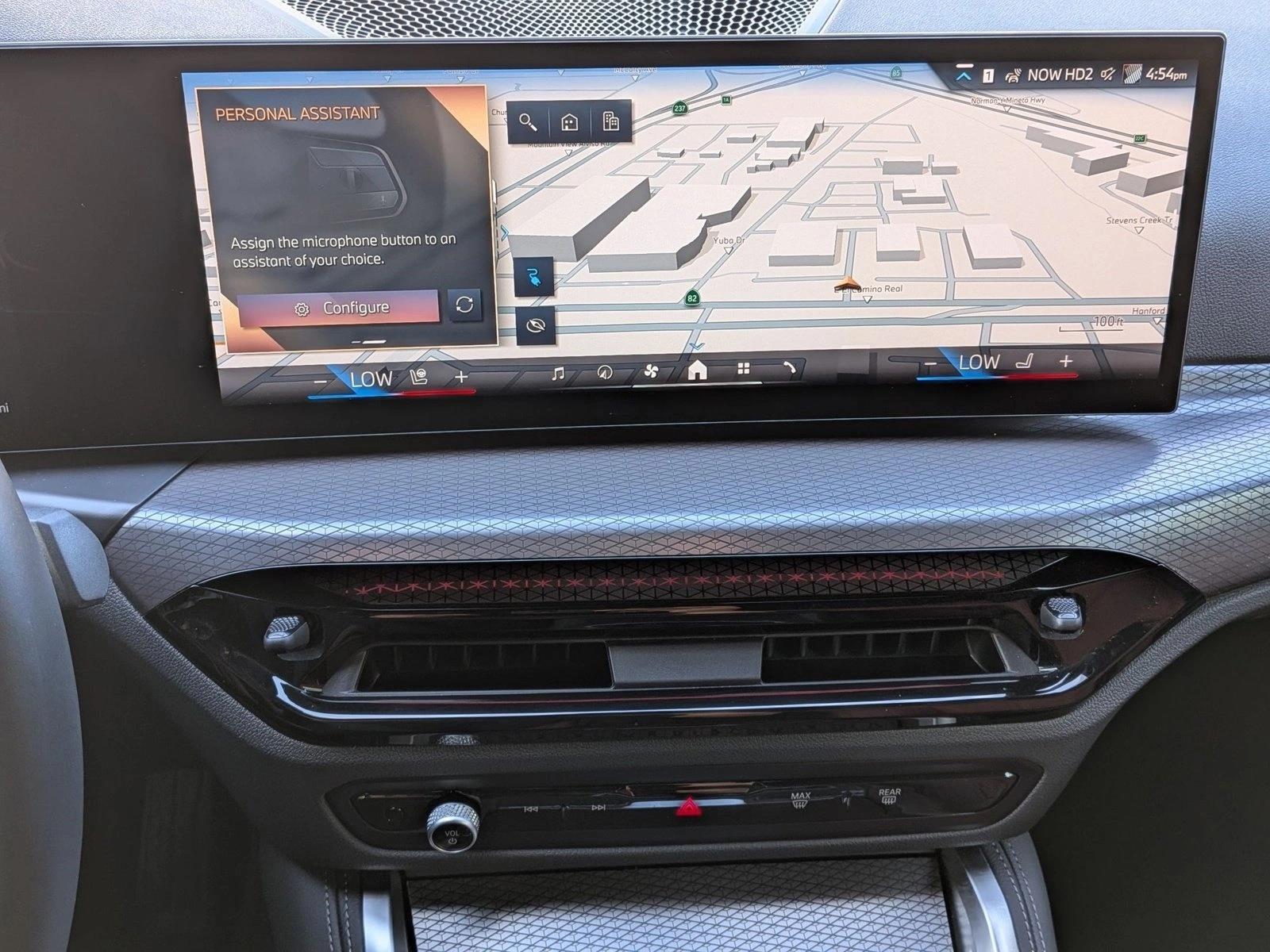 2025 BMW i4 40 - Photo 15