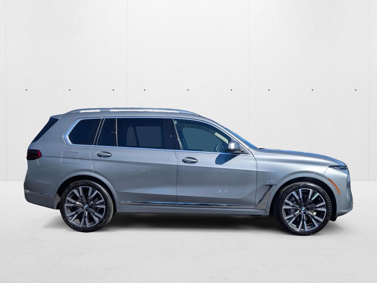 2025 Bmw X7 xDrive40i photo 3