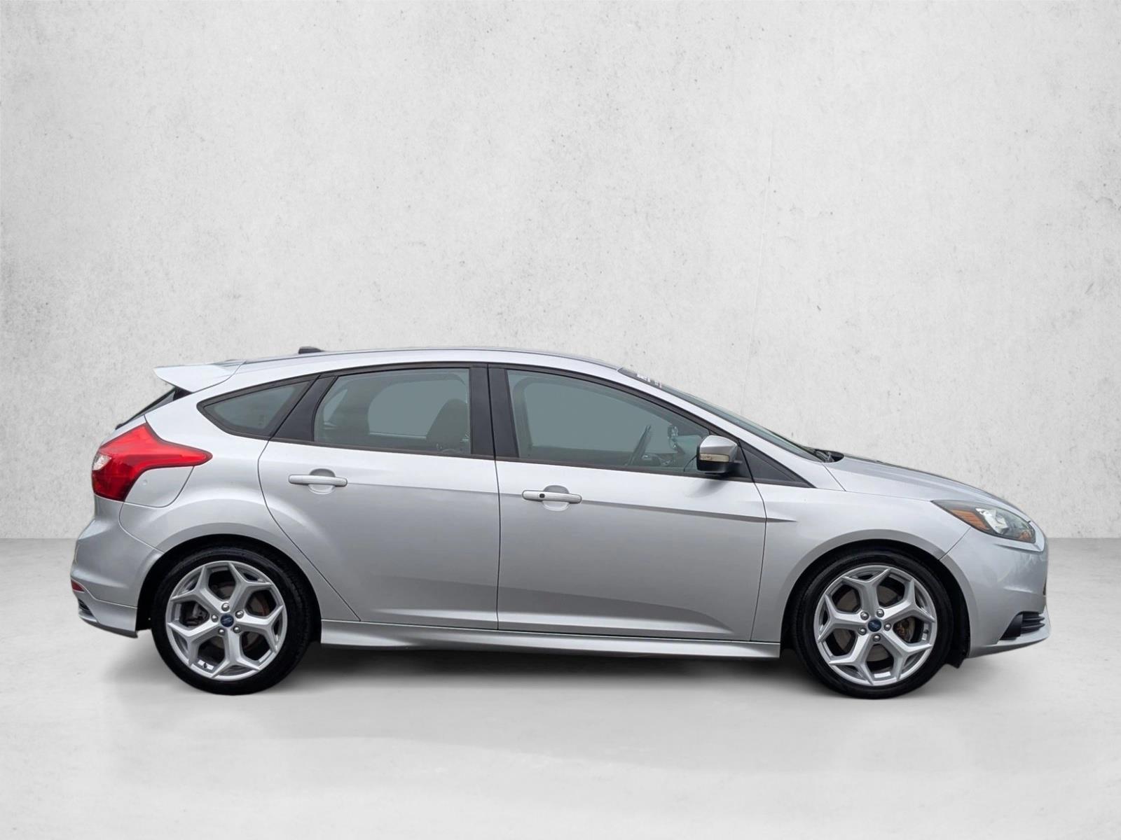 2013 Ford Focus ST photo 4