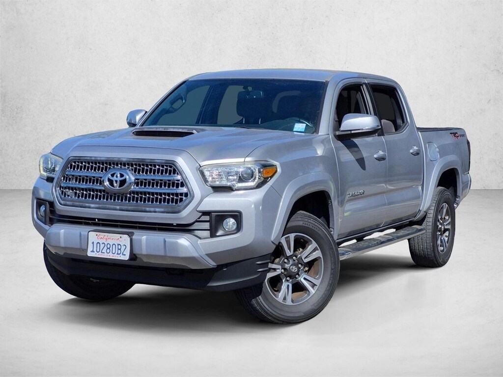 Used 2016 Toyota Tacoma Truck Double Cab