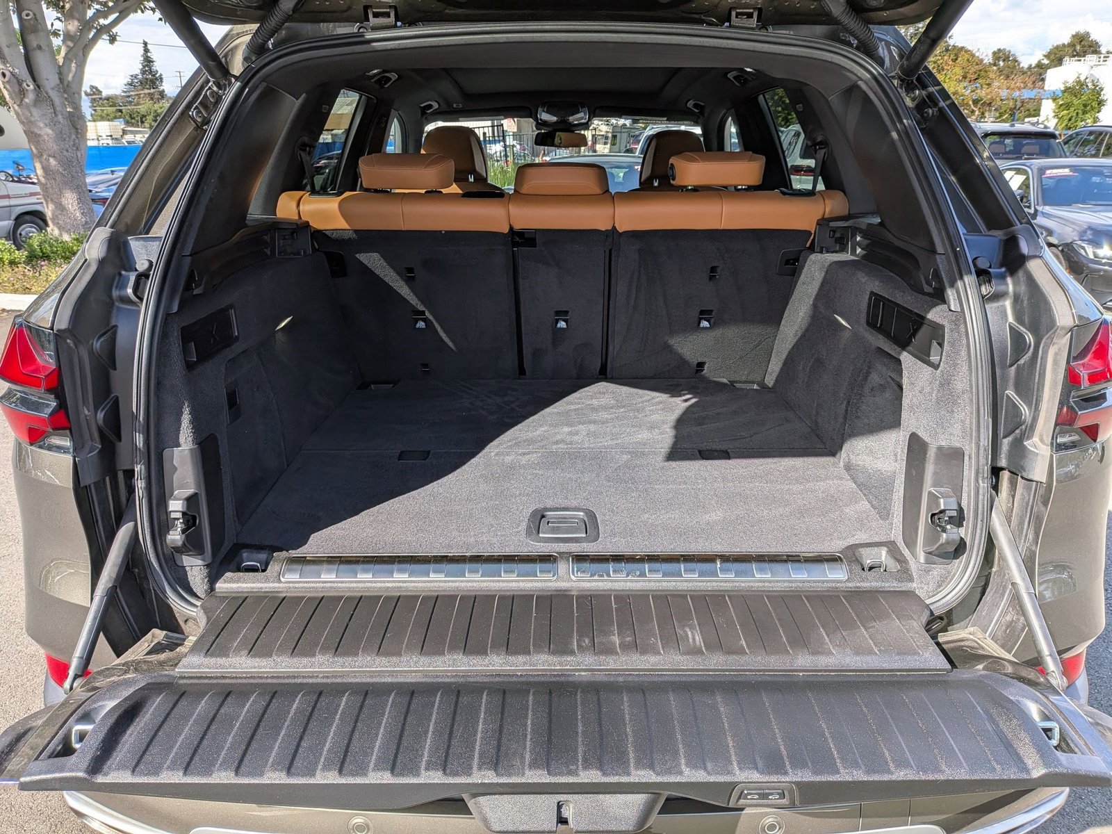 2024 BMW X5 PHEV xDrive50e photo 5