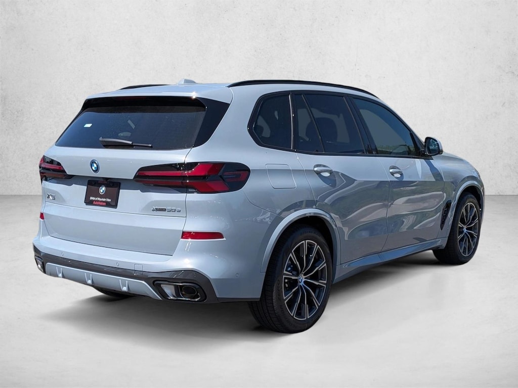 New 2026 BMW X5 PHEV xDrive50e SUV