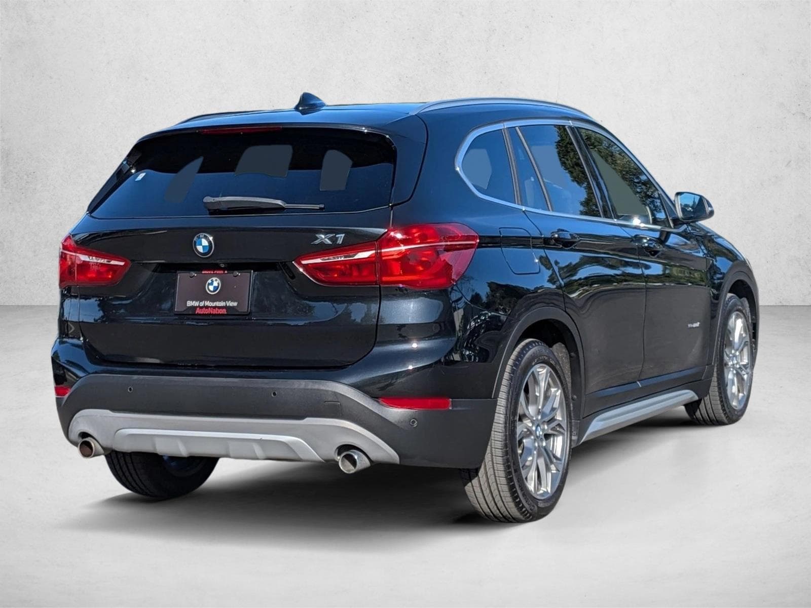 2016 BMW X1 xDrive28i photo 4