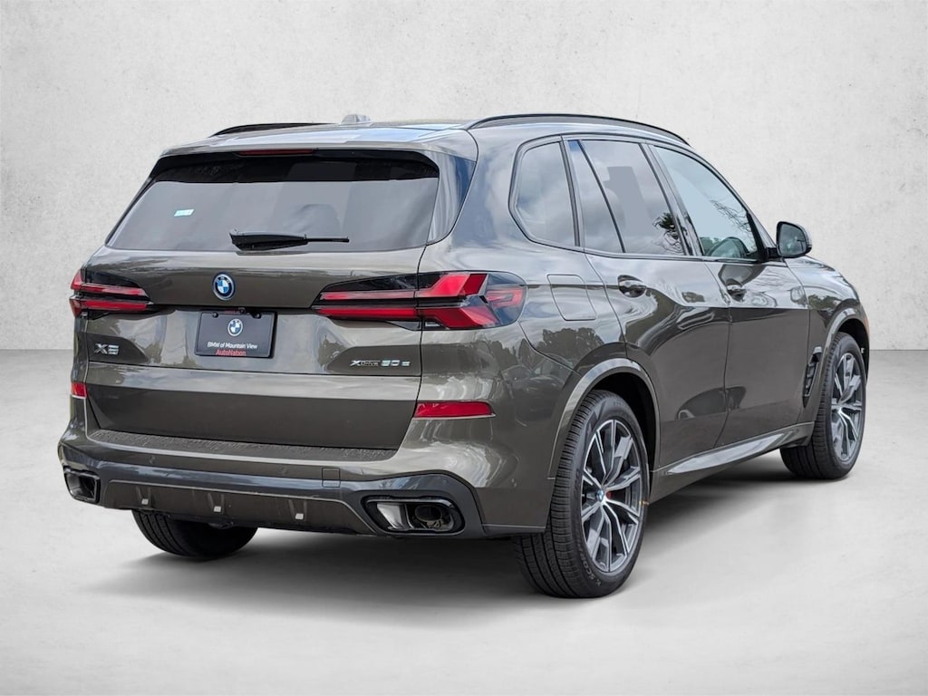 New 2026 BMW X5 PHEV xDrive50e SUV