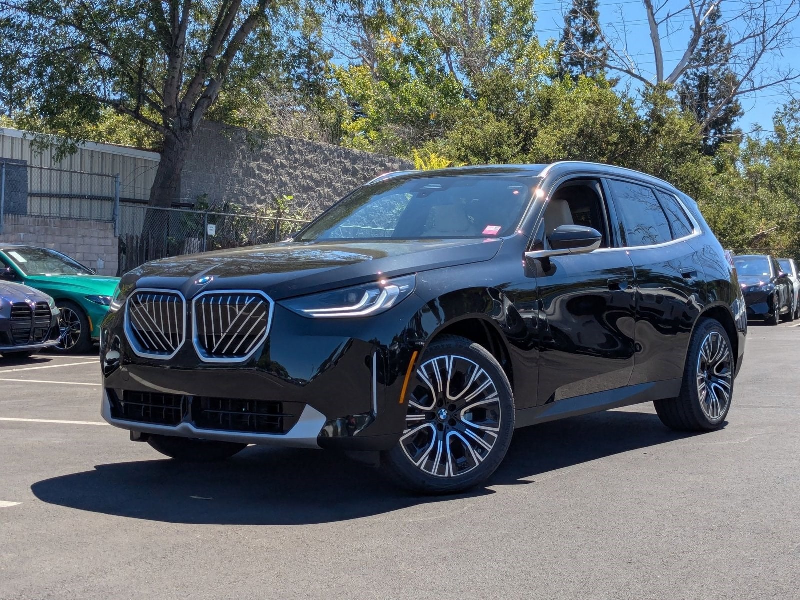 2025 BMW X3 30 XDRIVE's photo