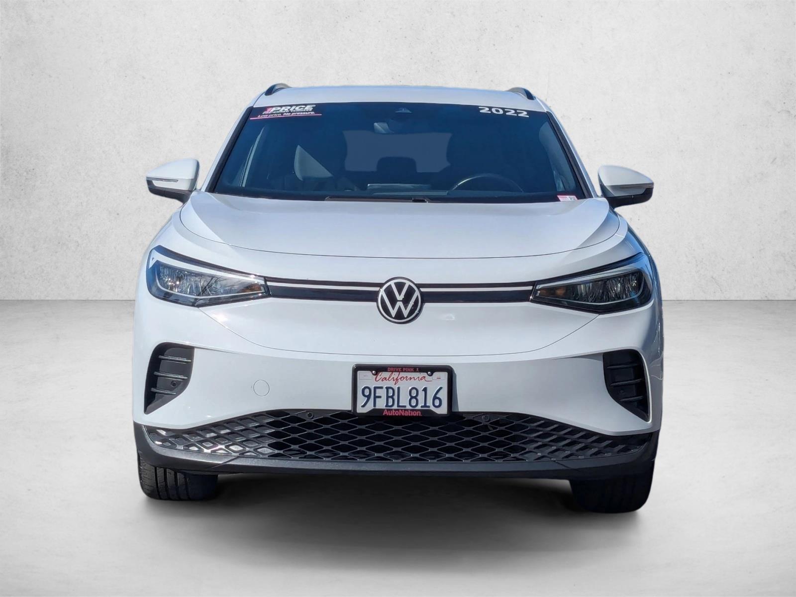 2022 Volkswagen ID.4 Pro photo 2