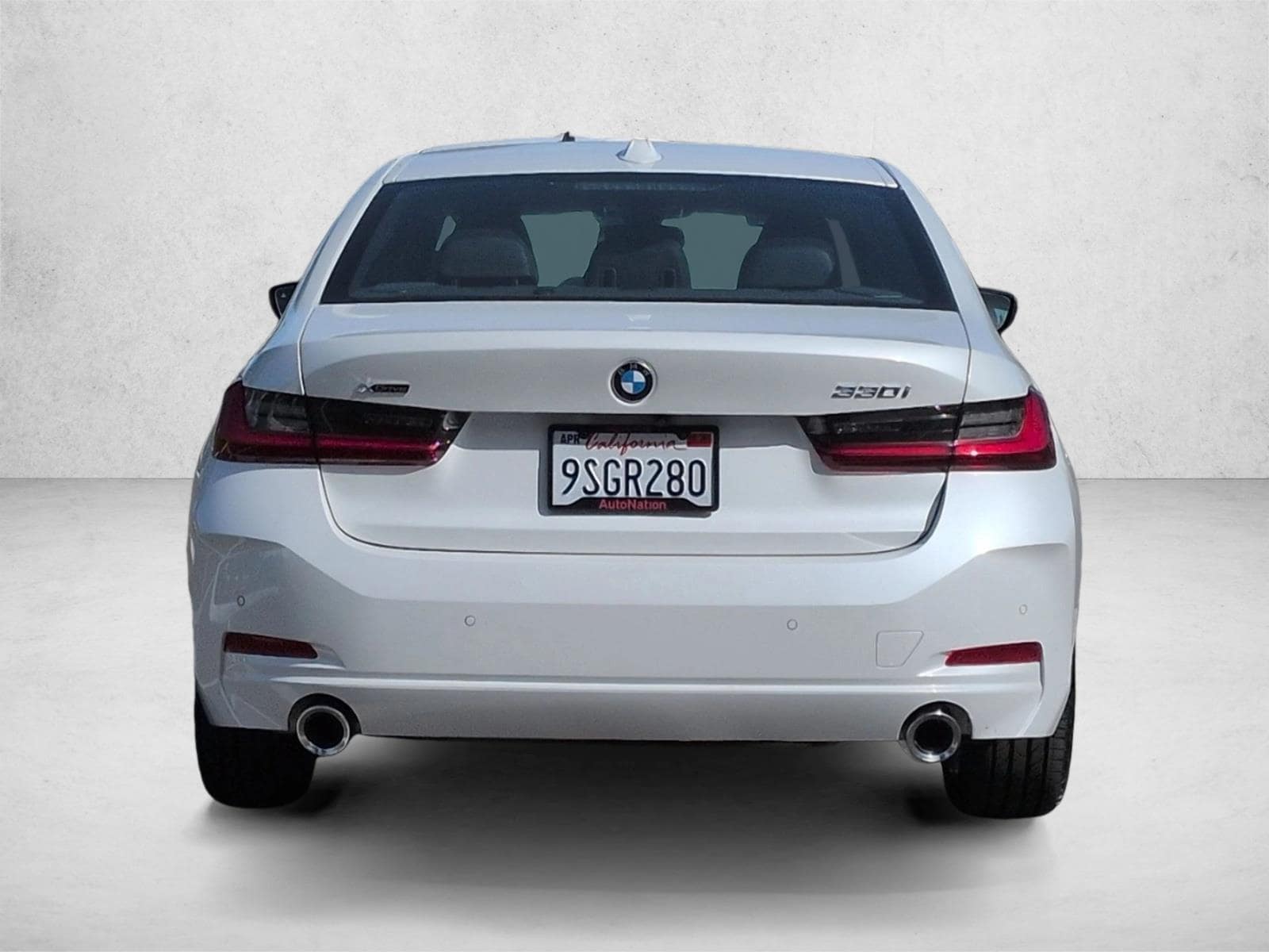 2025 BMW 330i xDrive photo 6