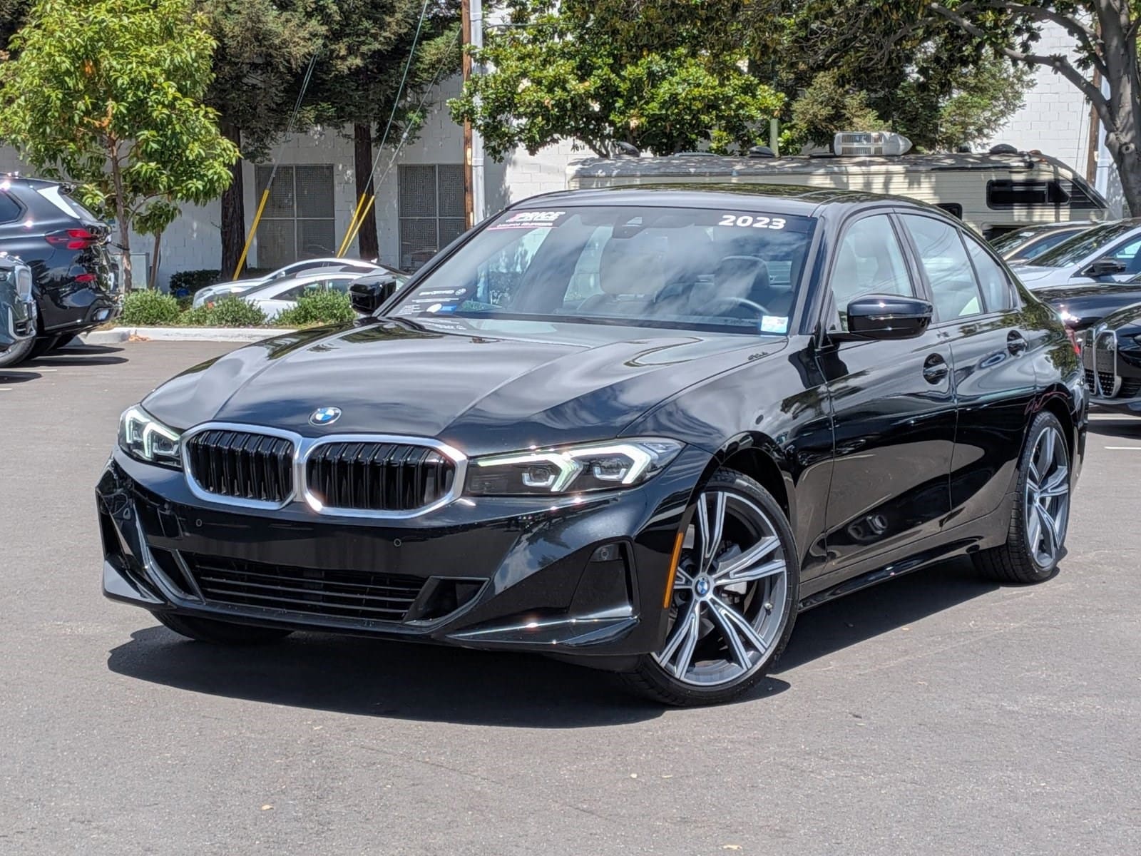 2023 BMW 3 Series 330i Sedan's photo