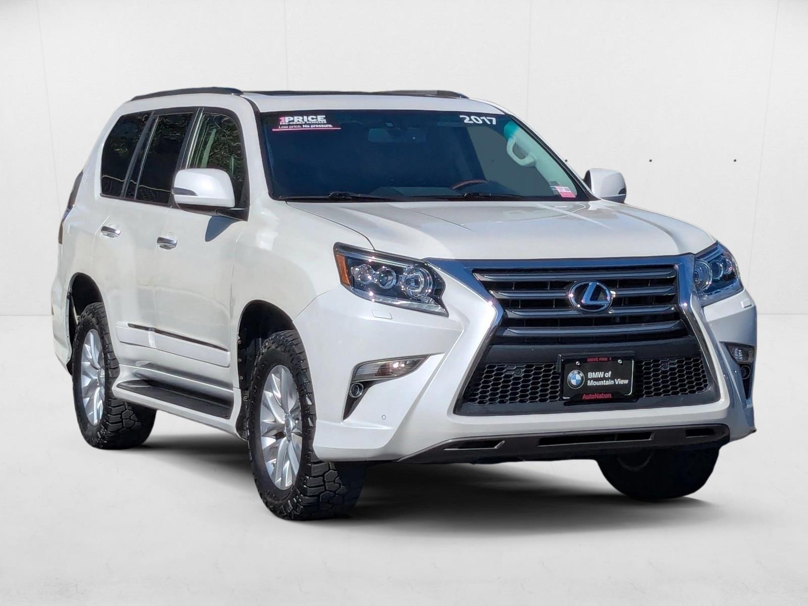 2017 Lexus GX 460 photo 3
