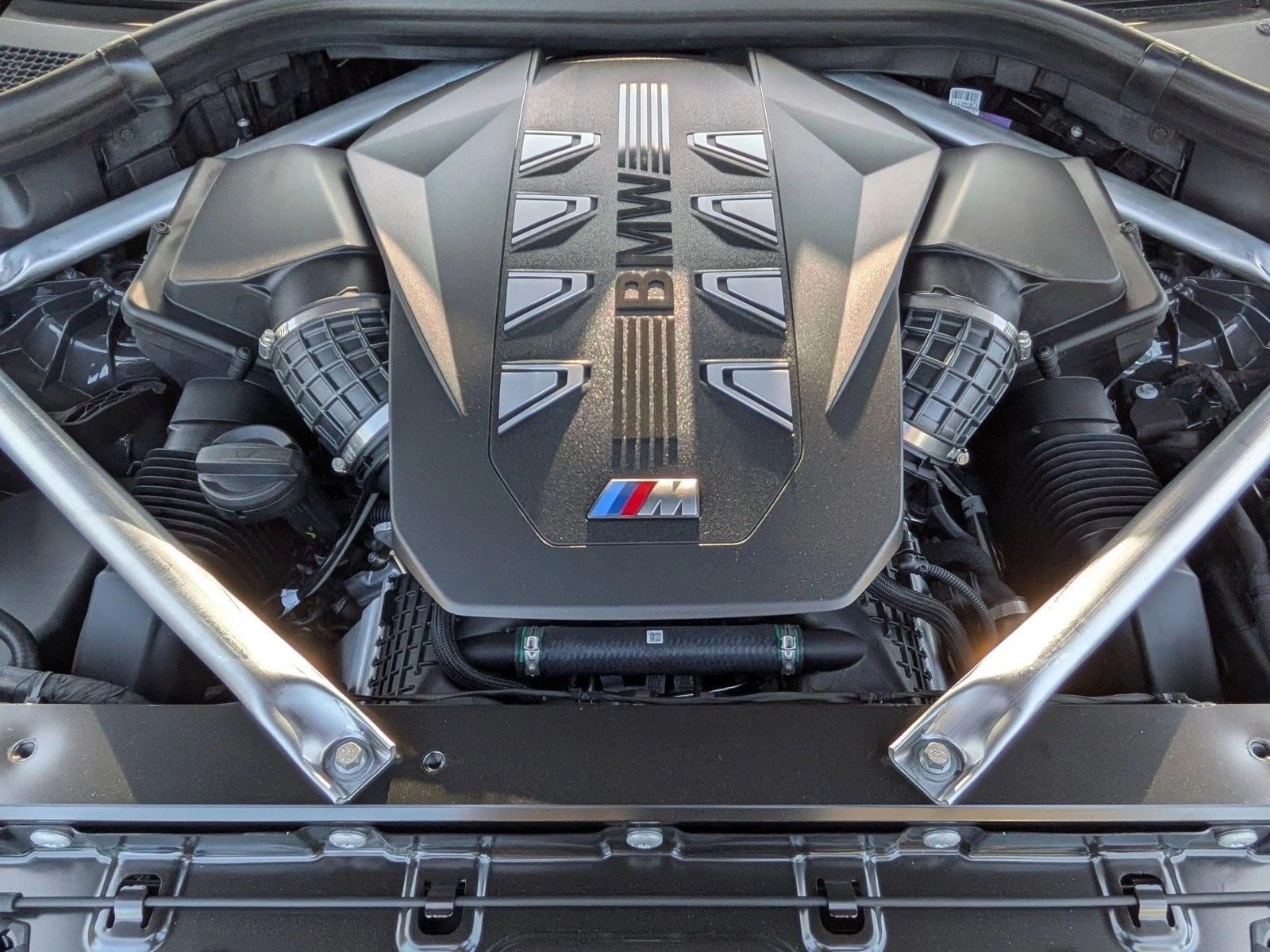 2026 BMW X5 M60i - Photo 18