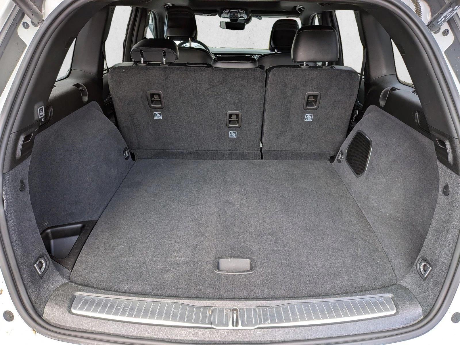 2023 Jeep Grand Cherokee Overland photo 5