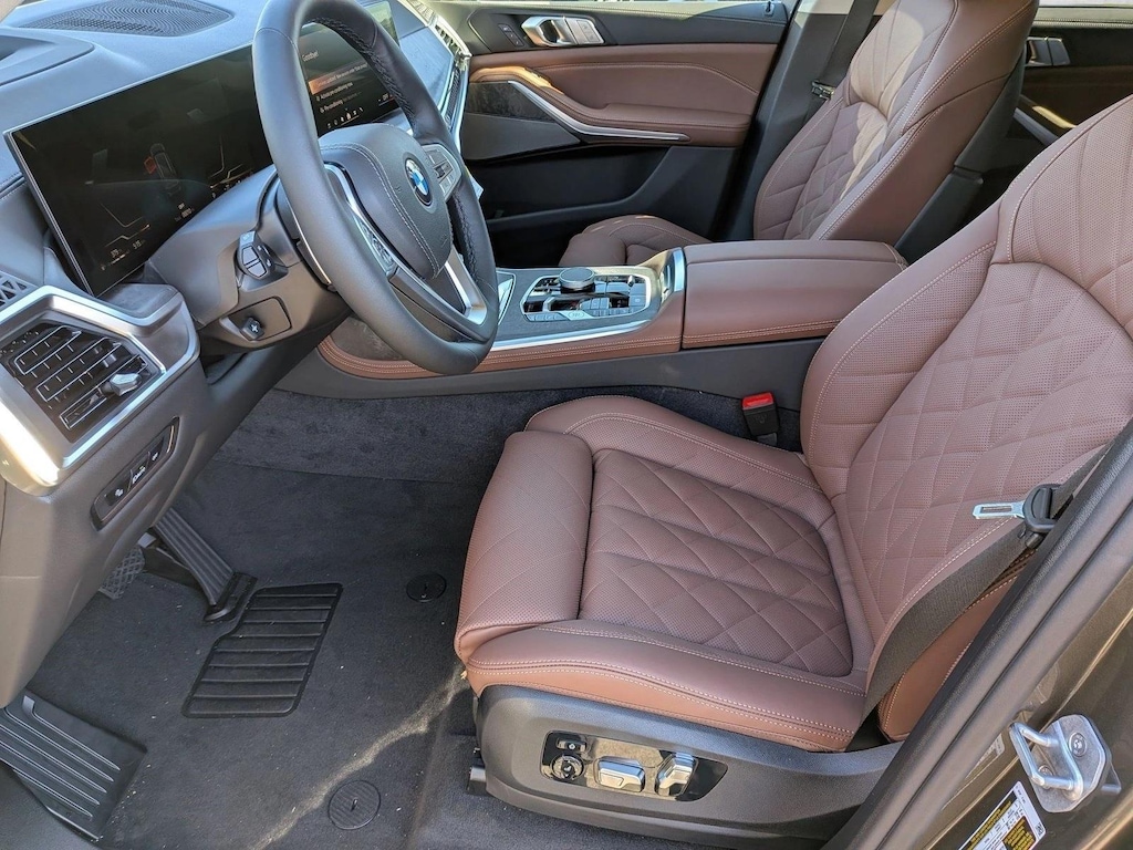 New 2027 BMW X7 xDrive40i SUV