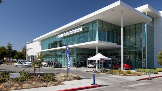 The BMW Store's All-New Facility 