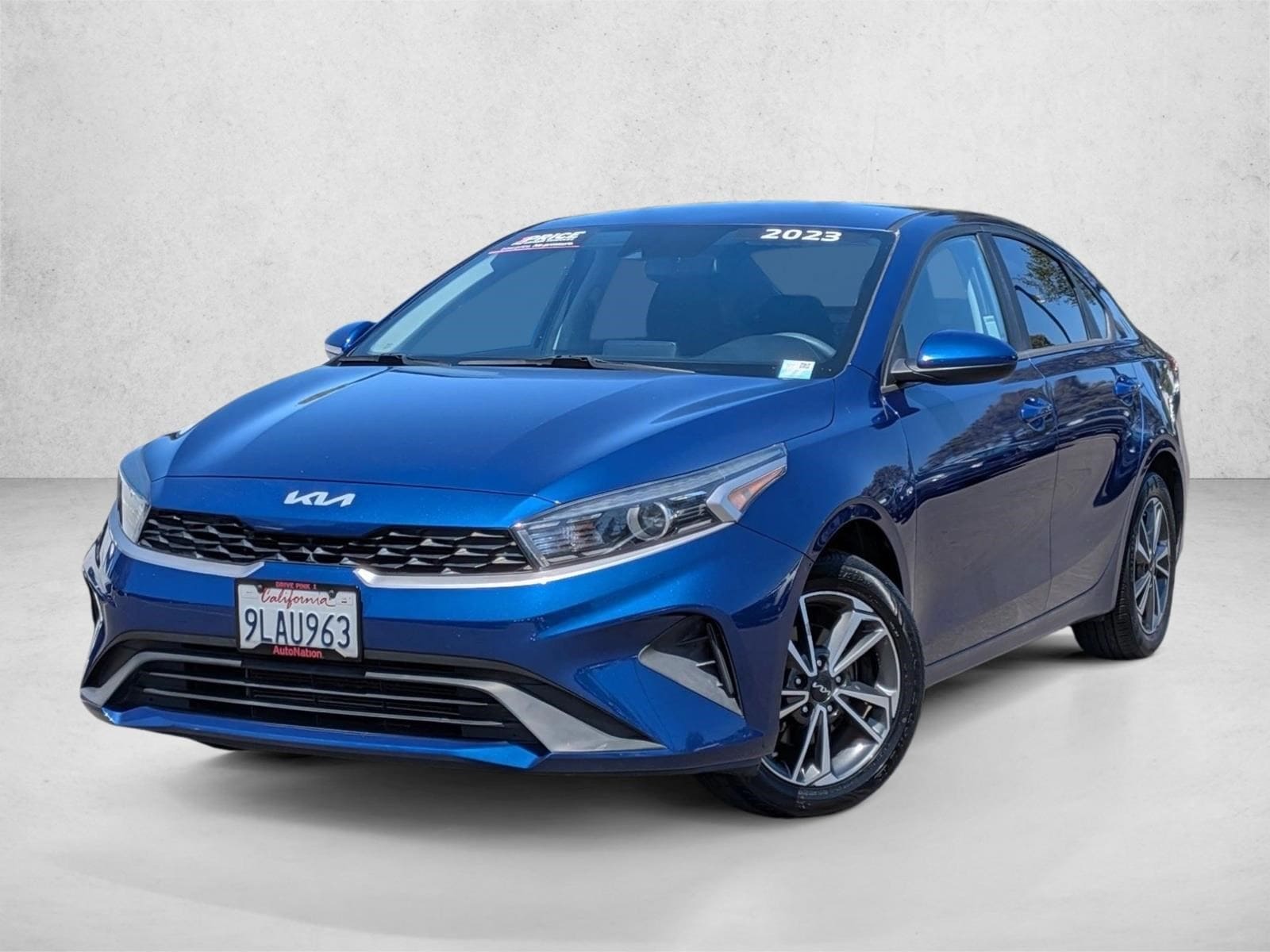 2023 Kia Forte LXS AT's photo