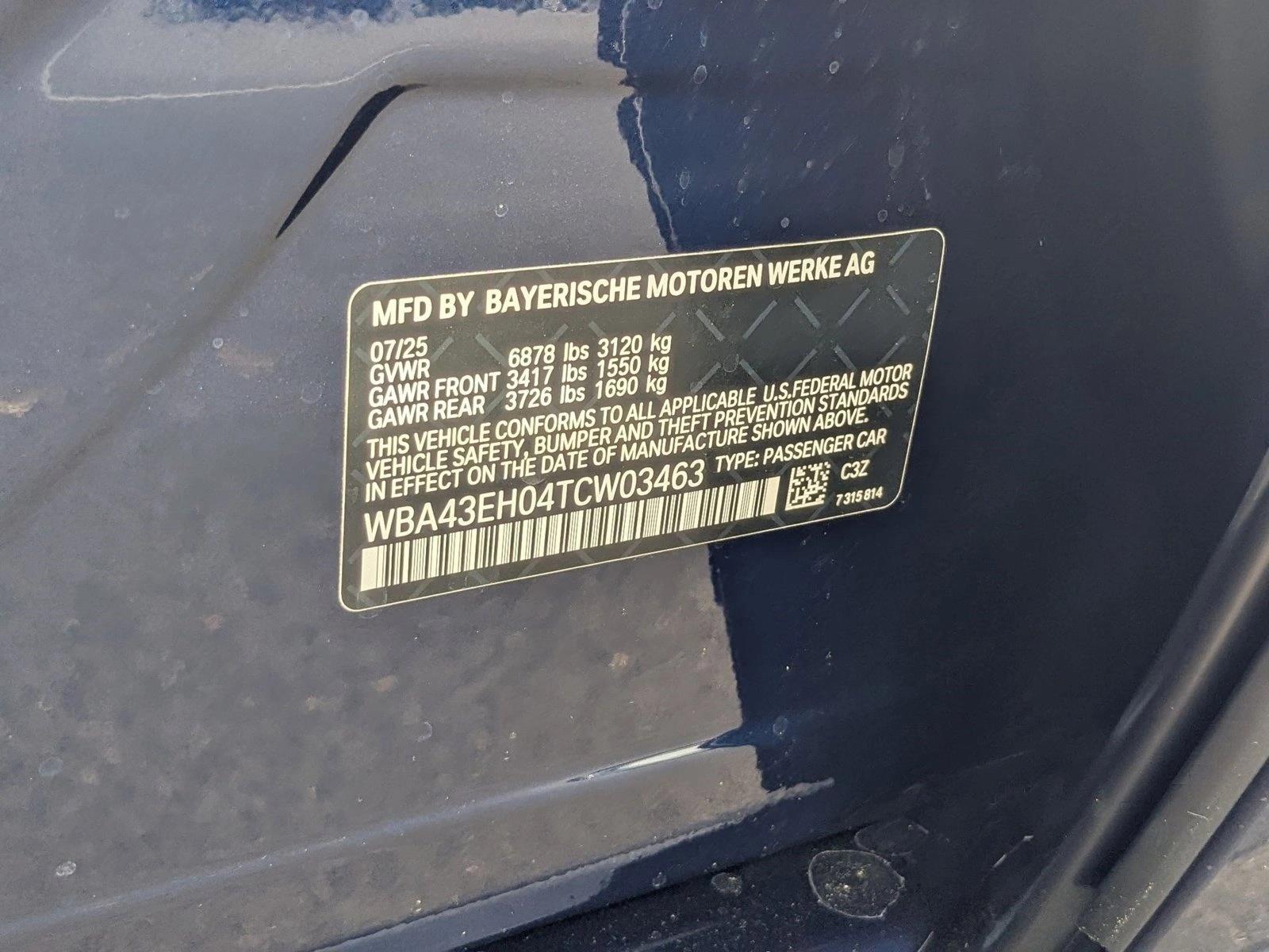 2026 BMW 7 Series 750e - Photo 18