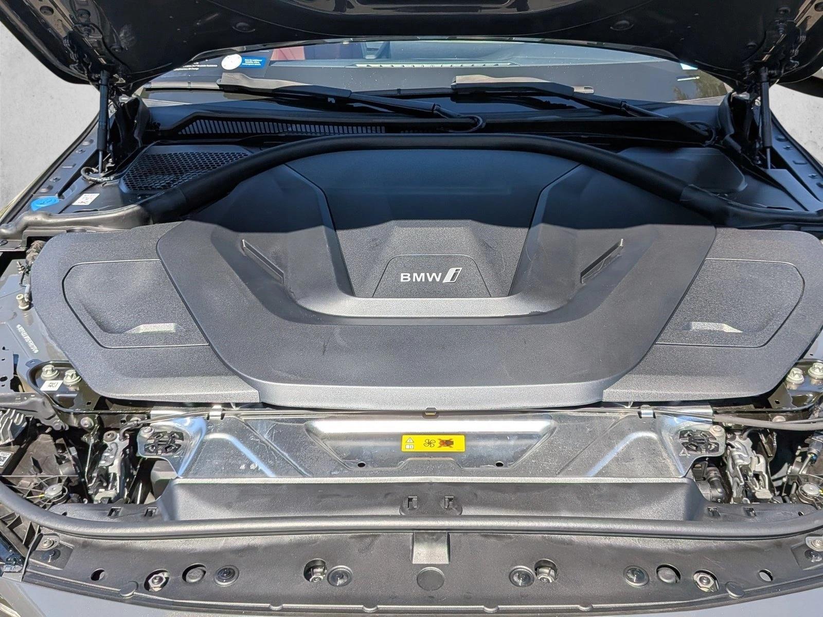 2023 BMW i4 35 - Photo 23