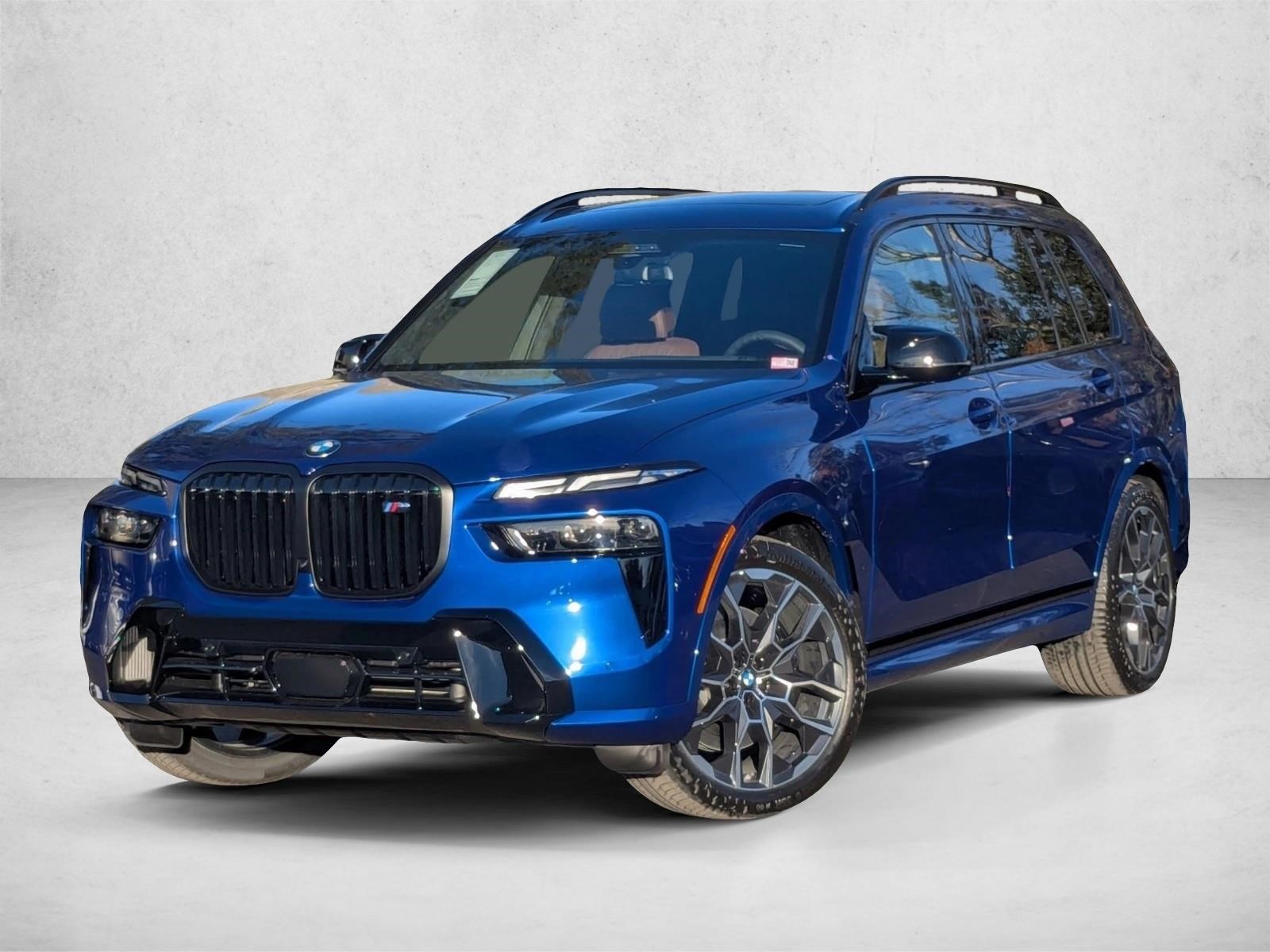 2026 BMW X7 M60i's photo
