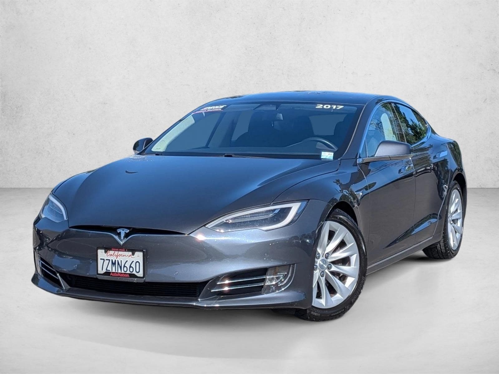2017 Tesla Model S 90D's photo