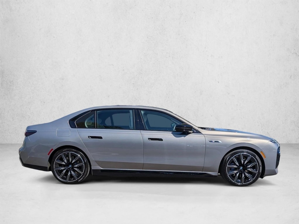 Used 2025 BMW i7 M70 Sedan