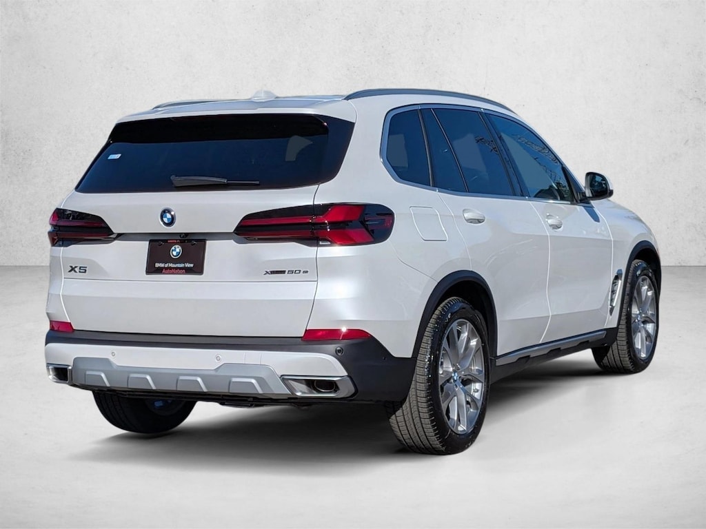 New 2026 BMW X5 PHEV xDrive50e SUV