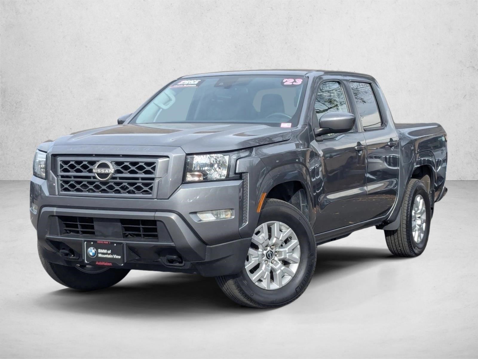 2023 Nissan Frontier SV's photo