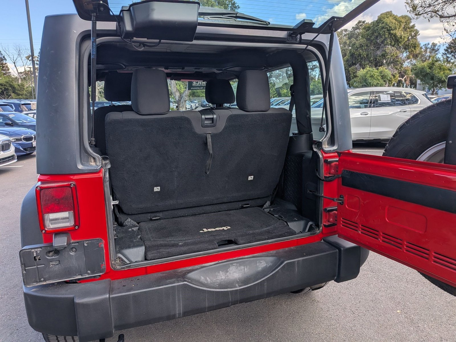 2017 Jeep Wrangler JK Sport 4x4 photo 6