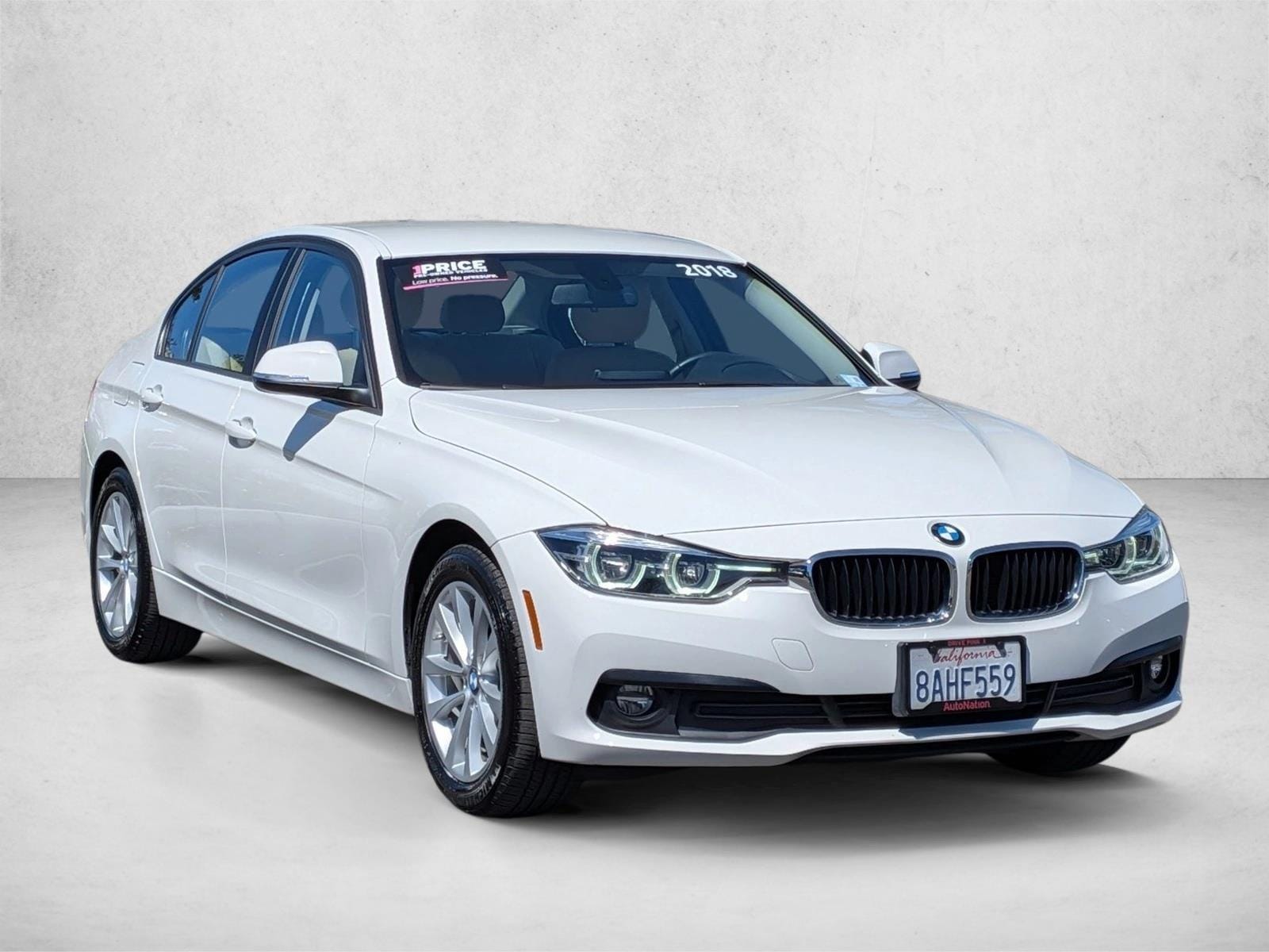 2018 BMW 320i photo 2