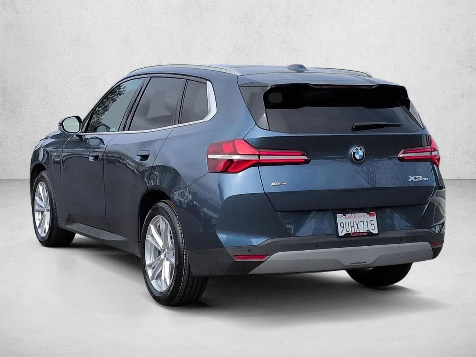 2025 BMW X3 30 xDrive photo 3