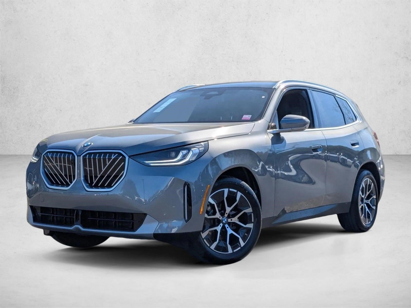 2025 BMW X3 30 XDRIVE's photo
