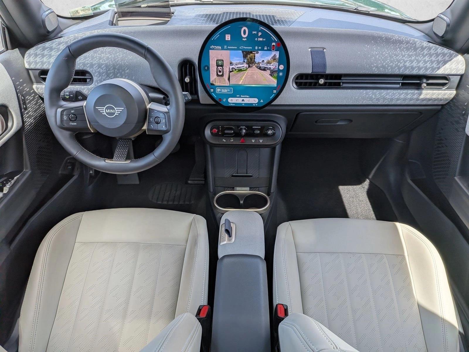 2025 MINI Hardtop 2 Door Base - Photo 16