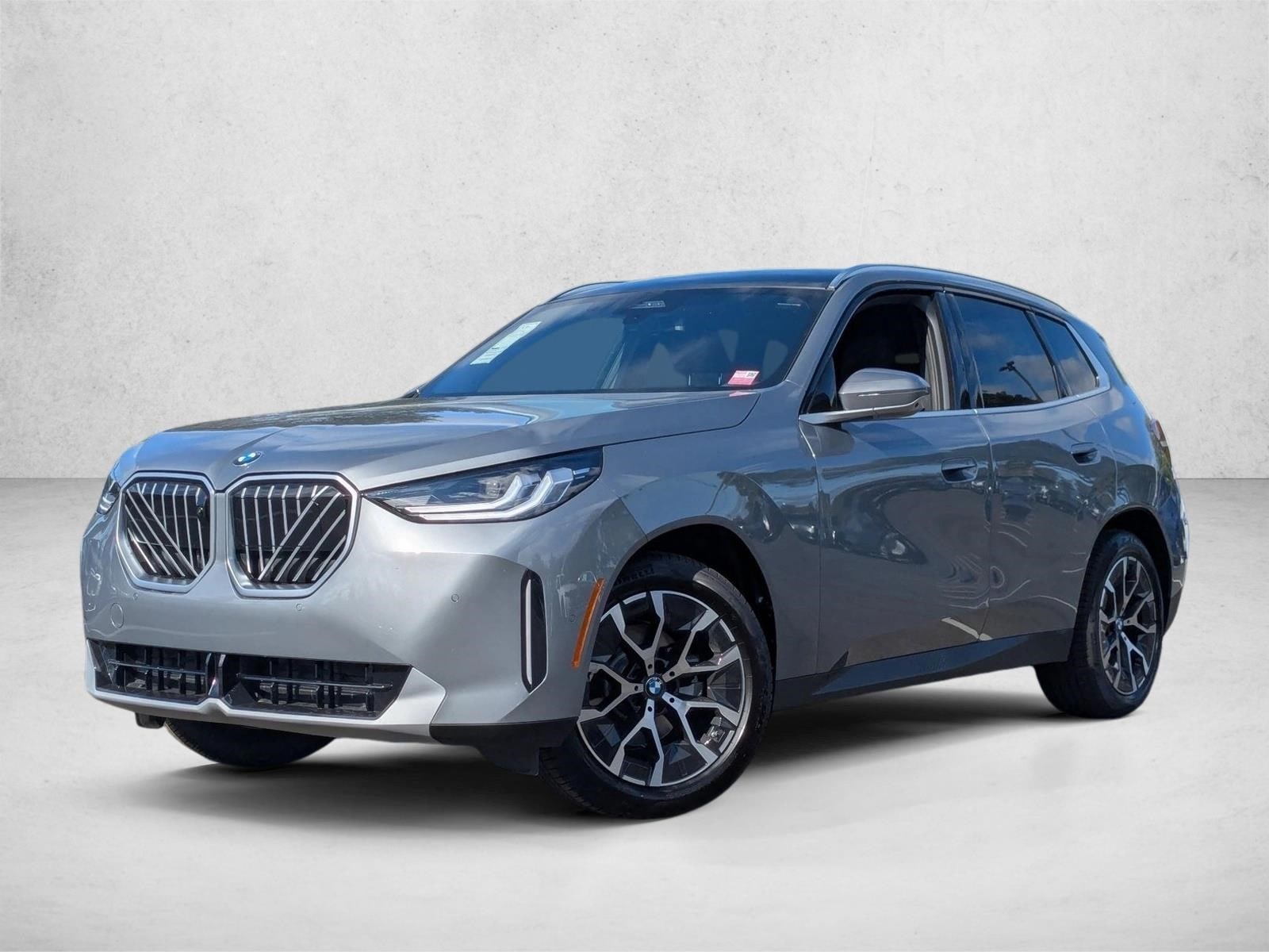 2025 BMW X3 30 XDRIVE's photo